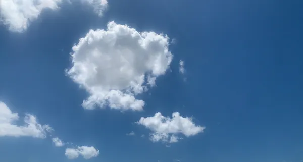 Cloud photo 1 of 23 from the PNOLC cloud gallery